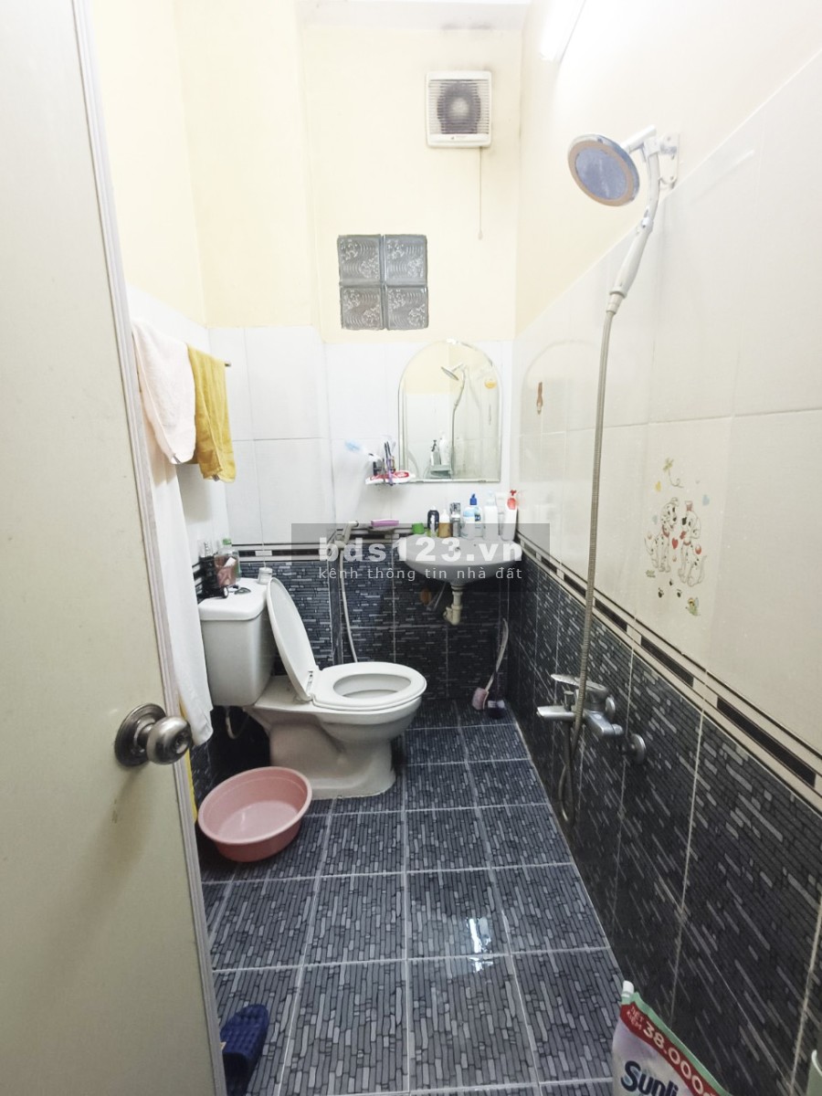Bán nhà 4 lầu, diện tích sàn công nhận 113m2 hẻm 1247 đường…