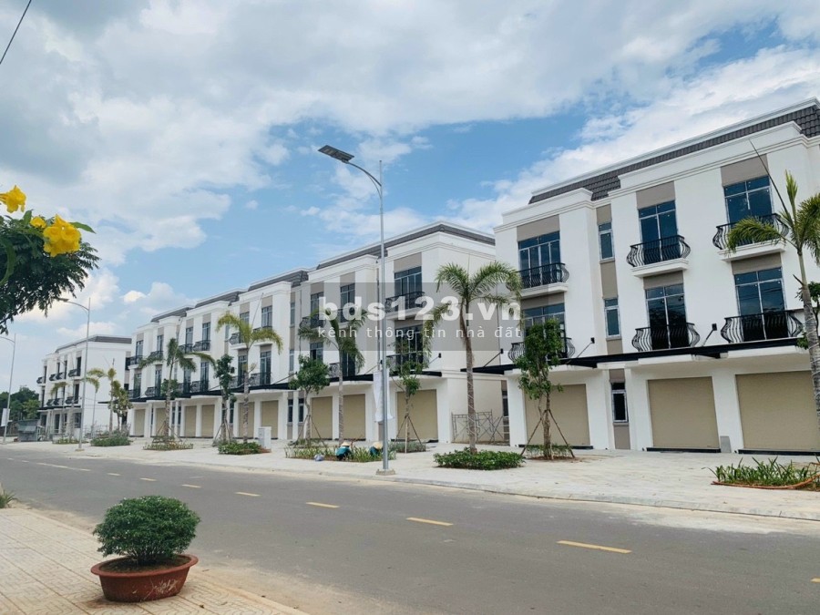 Nhà phố 1 trệt, 2 lầu đúc Phúc An Asuka giá đầu tư F0, pháp lý chính chủ, ưu đãi hấp dẫn