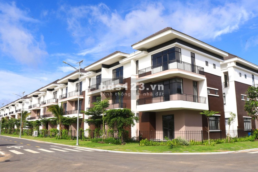 Nhà phố 1 trệt, 2 lầu đúc Phúc An Asuka giá đầu tư F0, pháp lý chính chủ, ưu đãi hấp dẫn