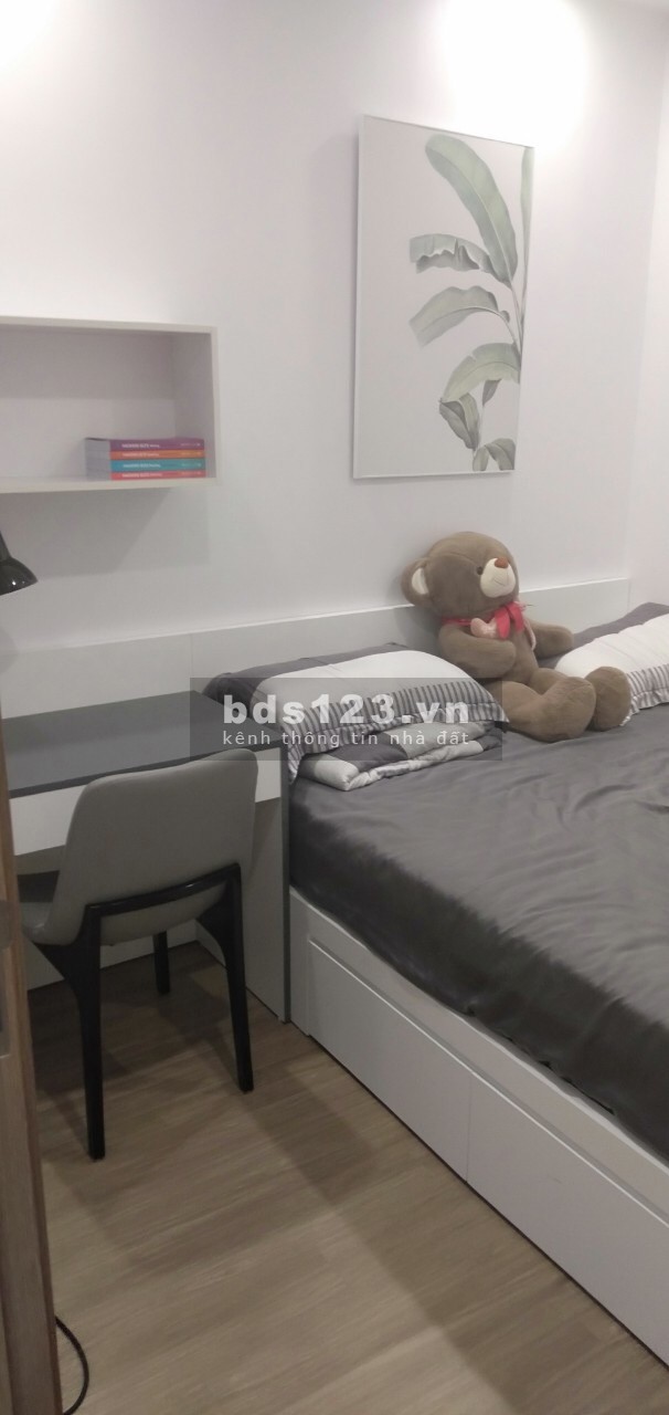 Cần bán gấp căn hộ 2PN + 1 hướng Đông Nam toà S2.09 - Vinhomes Ocean Park giá chỉ 1.6 tỉ