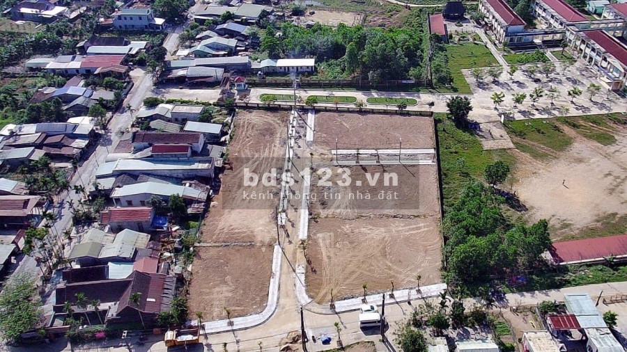 Bán lô đất nằm giữa các khu du lịch sinh thái giá bán 4 triệu/m2, liên hệ 0963775547