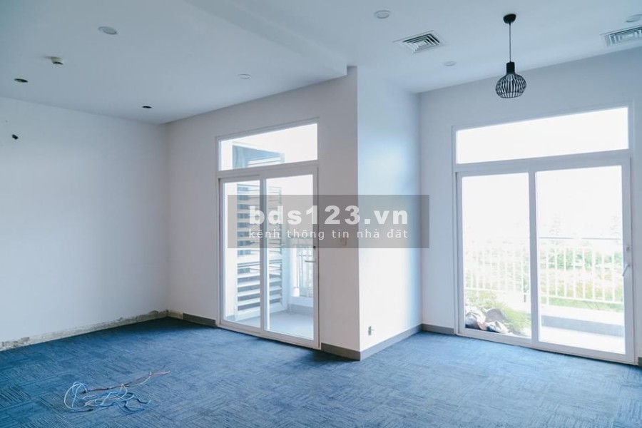 Bán shophouse Lakeview CII giá bán 135 tỷ, hoàn thiện đẹp tiện ích đầy đủ giá tốt