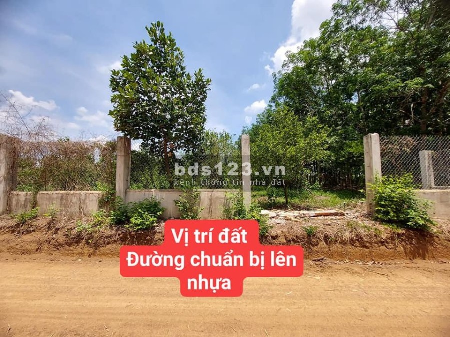 Lô đất đẹp diện tích 1400m2 sát tp.Tây Ninh giá đẹp sổ sẵn liên hệ xem đất 0934452123