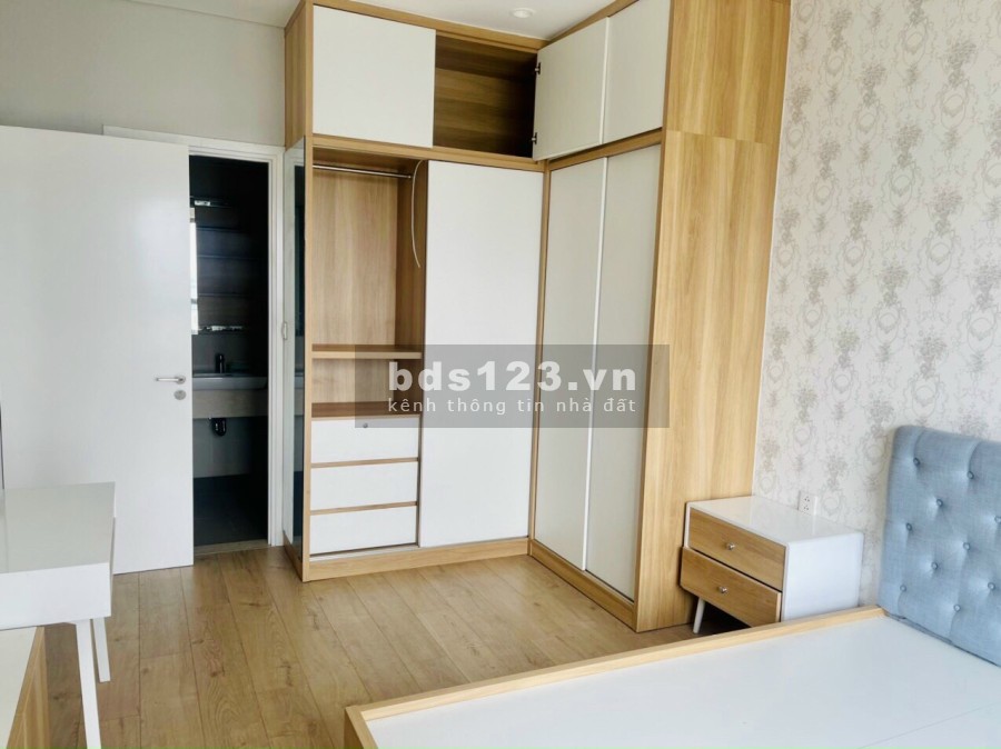 Chủ nhà cần bán gấp căn góc 2PN Đảo Kim Cương giá cực tốt. Giá 6.8 tỷ (Bao hết) View nội khu, NTCB.
