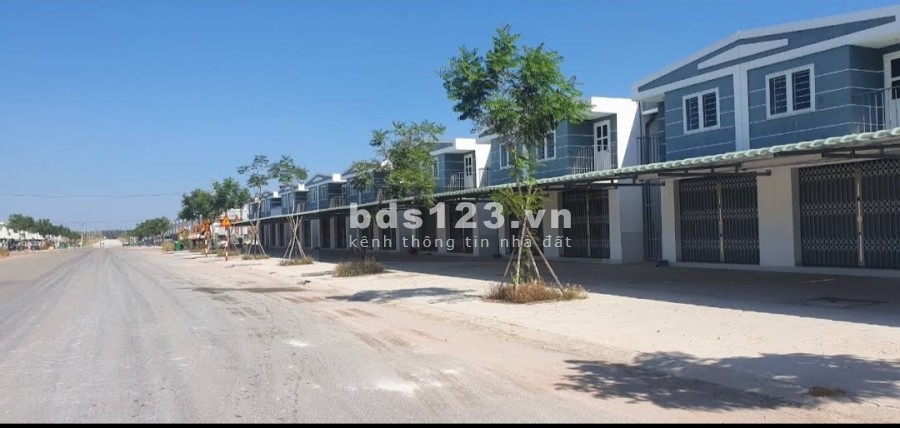 Becamex Chơn Thành Bình Phước Giai đoạn 1, lô đất cách nhà máy CPV hơn 5000 công nhân chỉ 100m.