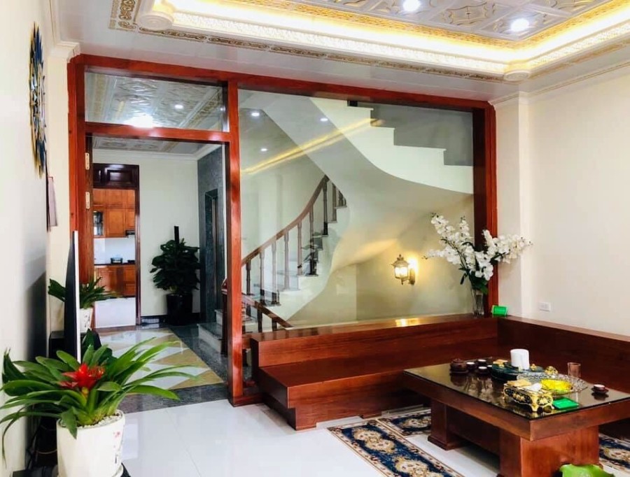 Liền kề Văn Phú 5 tầng thang máy, tặng nội thất vỉa hè rộng vừa ở vừa kinh doanh tốt