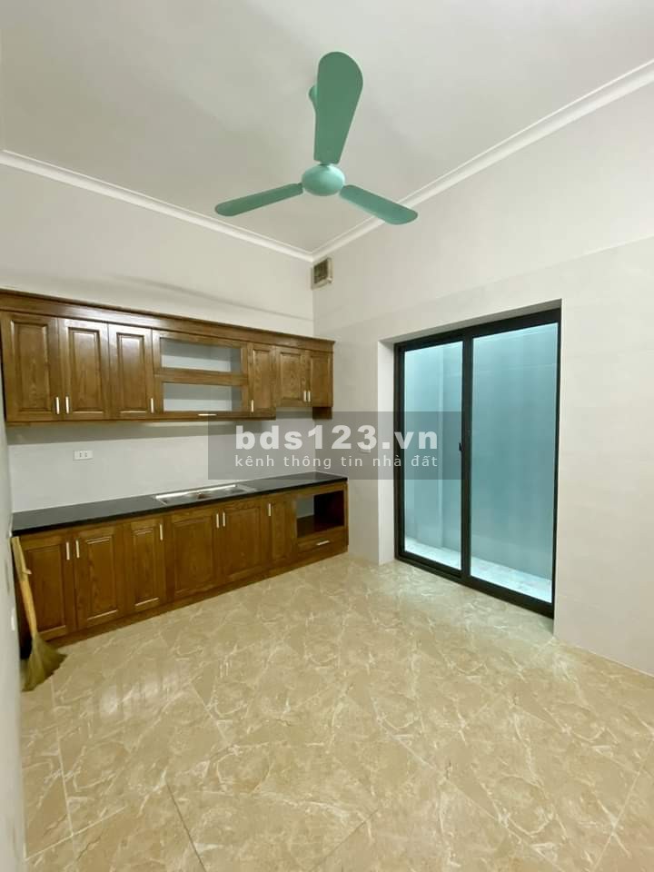 Lõi Đống Đa nhà đẹp long lanh khu an sinh đỉnh diện tích sử dụng 50m2 5 tầng giá 4.5 tỷ