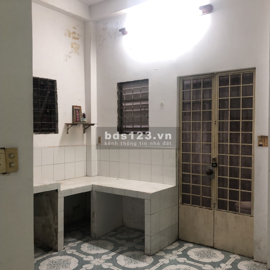 Cho thuê nhà nguyên căn gần chợ Phạm Văn Bạch, vị trí đắc địa, khu an ninh, yên tĩnh