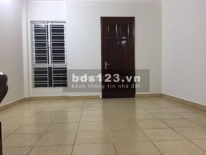 Chính chủ bán nhà 4 tầng tại Trần Khát Chân giá bán chỉ 4,8…