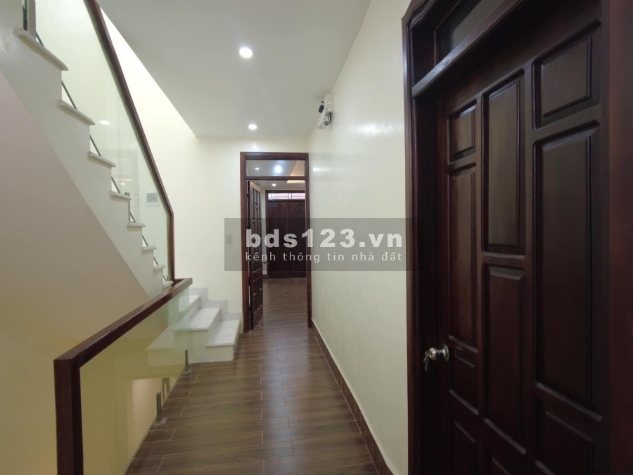 Cần bán nhà nguyên căn ngõ hào diện tích sử dụng 90m2, giá bán 3.4 tỷ, thoả thuận