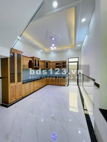 Bán nhà huyện Nhà Bè, gần cảng Hiệp Phước đường rộng 12m giá bán đầu tư sinh lời