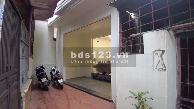 Cần bán nhà nguyên căn ngõ hào diện tích sử dụng 90m2, giá bán 3.4 tỷ, thoả thuận