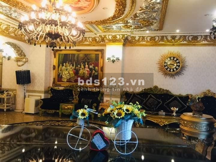 Có 102 mặt phố Xuân Diệu, Tây Hồ, thang máy, hồ bơi, diện tích 265m2, 6 tầng mt 8m, giá 88 tỷ