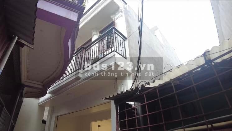 Cần bán nhà nguyên căn ngõ hào diện tích sử dụng 90m2, giá bán 3.4 tỷ, thoả thuận
