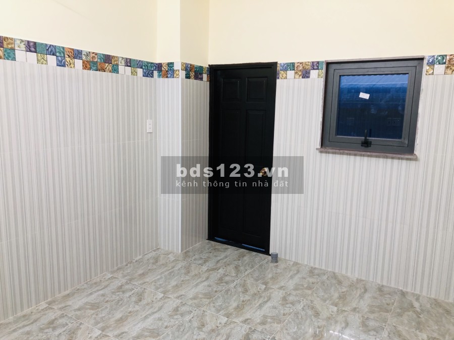 Phòng trọ tốt đường Kinh Dương Vương, Quận Bình Tân khu an ninh, chủ nhà hiền lành
