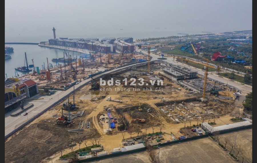 Cần tiền bán nhanh căn hộ tầng cao tại Sun Marina Town giá tốt đầu tư, lh 0979425146