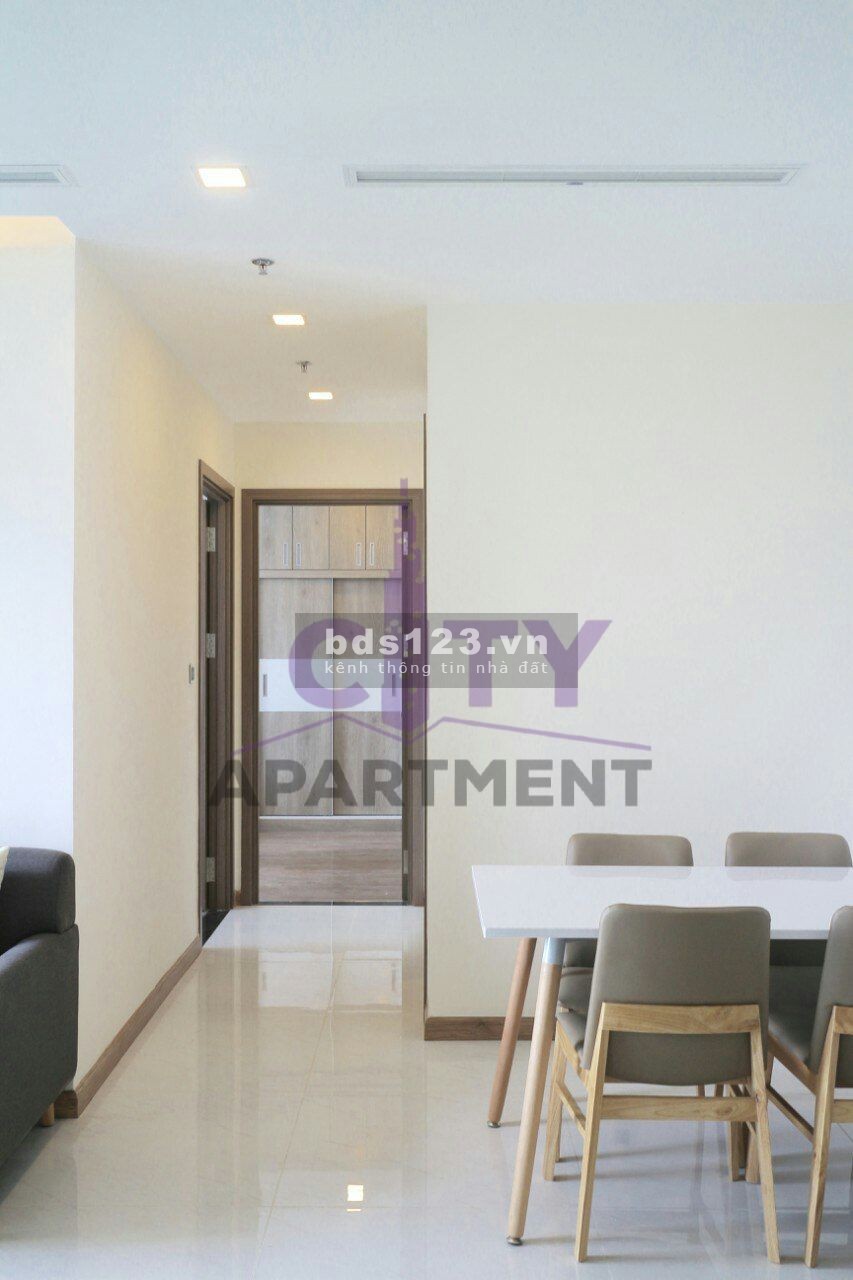 Bán căn hộ Vinhomes Central Park 2 phòng ngủ, 2 nhà vệ sinh, giá tốt đầu tư sinh lời