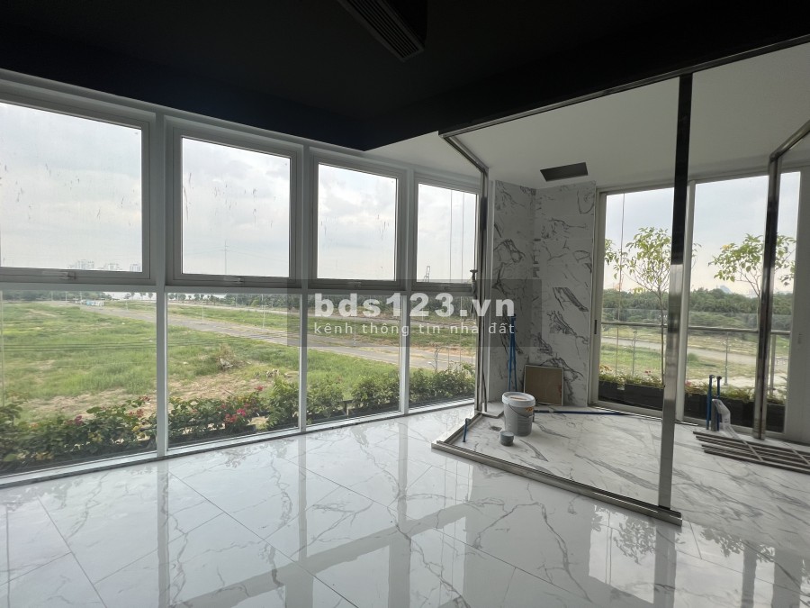 Cho thuê sàn shophouse khu đô thị Sala. Hoàn thiện đẹp thoải mái đậu ô tô, tiện ích đủ
