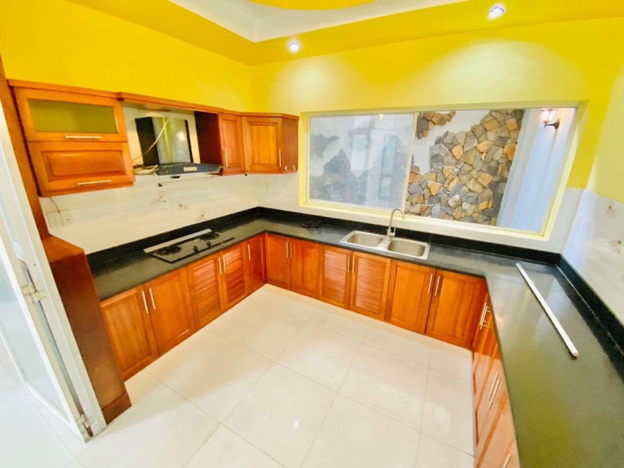 Bán nhà đẹp Hoàng Văn Thụ hẻm quay đâu rộng hơn 6m cực hiếm trong Quận Phú Nhuận