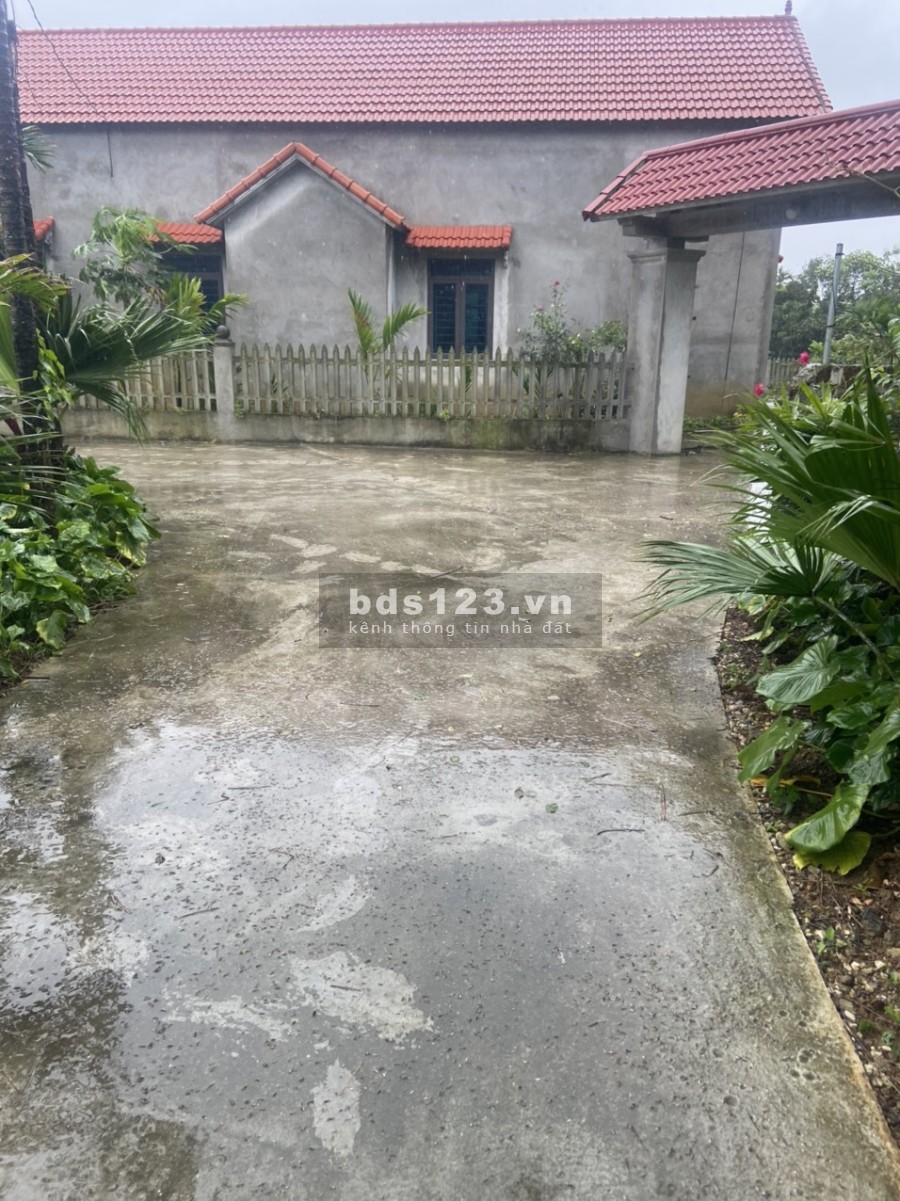 Chủ cần bán gấp lô đất tại Lương sơn Lô góc 3 mặt tiền tại Lương sơn - Hoà bình 2058m 400tc