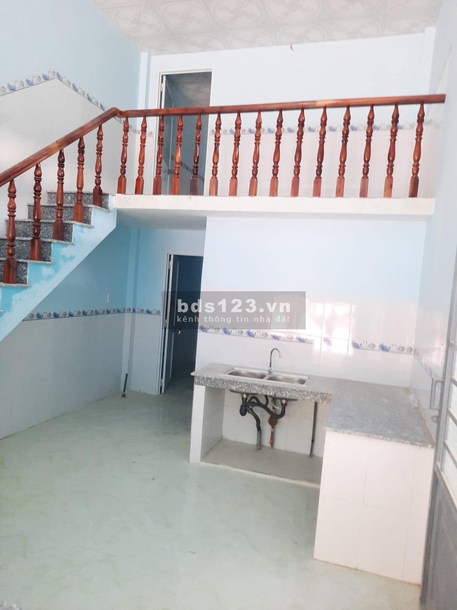 Chính chủ bán gấp dãy trọ diện tích 300m2 (10x30) sát trung tâm, thu nhập 20 triệu/tháng