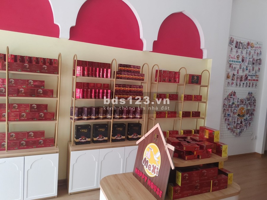 Mặt bằng đường 2 chiều gần bệnh viện hạ tầng hoàn thiện, điện nước sẵn, vào ở được ngay