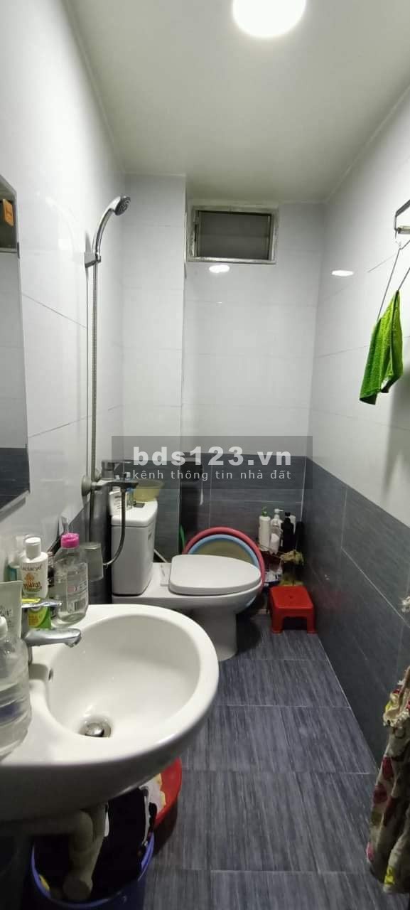 Lô góc 22 mặt ngõ cực gần phố, nhà đẹp Quận Long Biên dtsd 50m2, 4 tầng, lh 0972263245