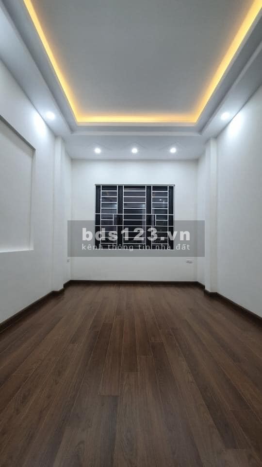 Bán nhà đẹp nguyên căn ô to đỗ cửa ngõ thông Phúc Đồng, liên hệ 0972263245