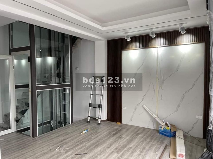 Lô góc 22 mặt ngõ cực gần phố, nhà đẹp Quận Long Biên dtsd 50m2, 4 tầng, lh 0972263245