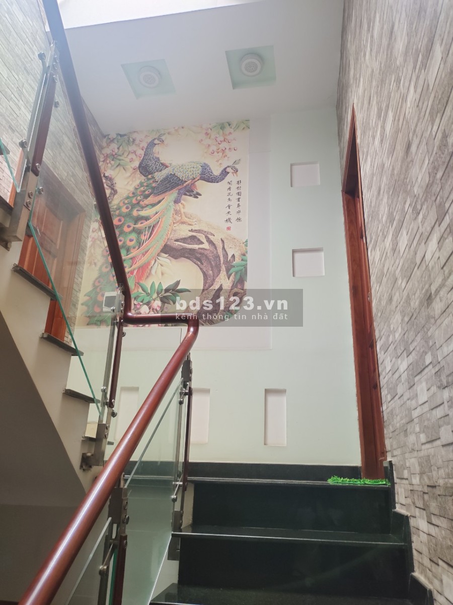 Nhà 3 tấm chính chủ tại Nguyễn Ảnh Thủ Bà Điểm giá bán tiện đầu tư sinh lời 6.99 tỷ
