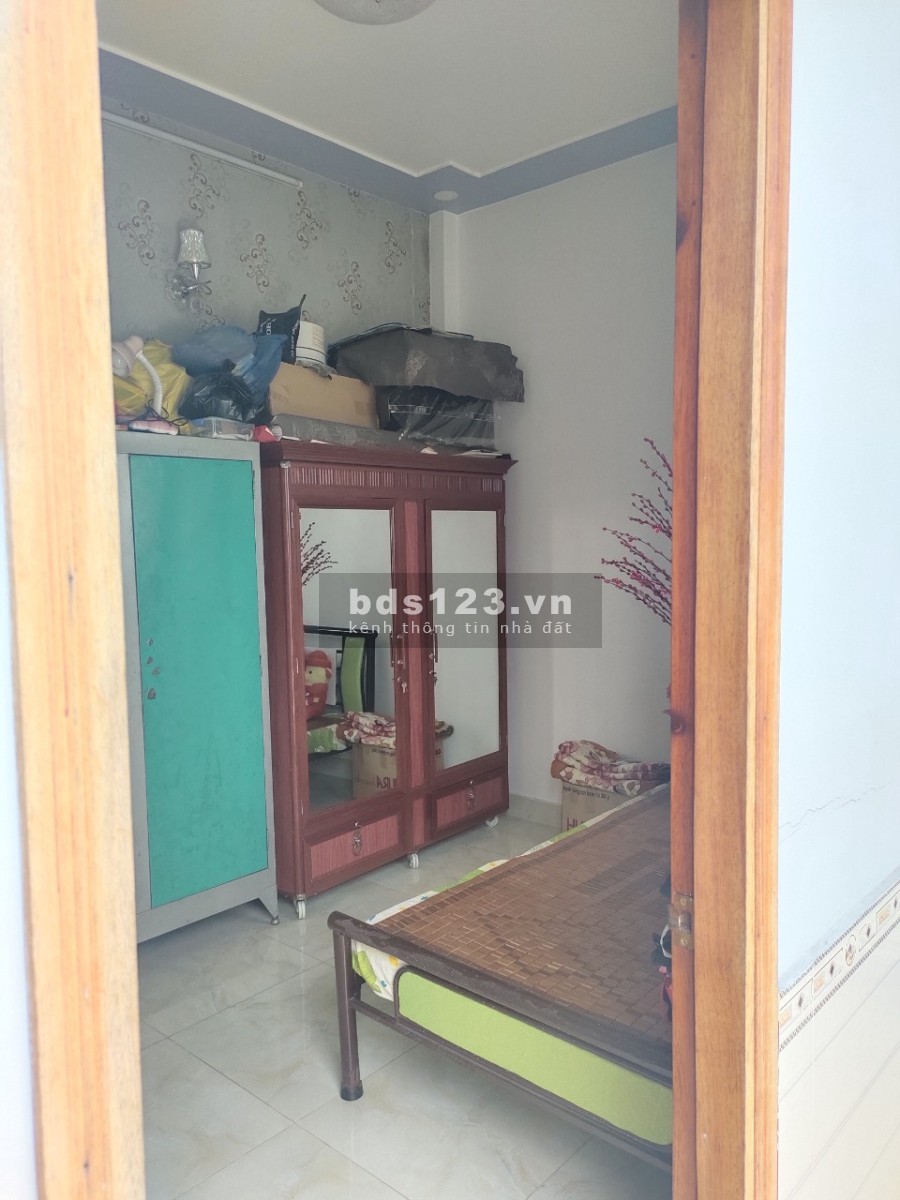 Nhà 3 tấm chính chủ tại Nguyễn Ảnh Thủ Bà Điểm giá bán tiện đầu tư sinh lời 6.99 tỷ