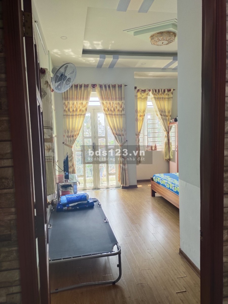 Nhà 3 tấm chính chủ tại Nguyễn Ảnh Thủ Bà Điểm giá bán tiện đầu tư sinh lời 6.99 tỷ