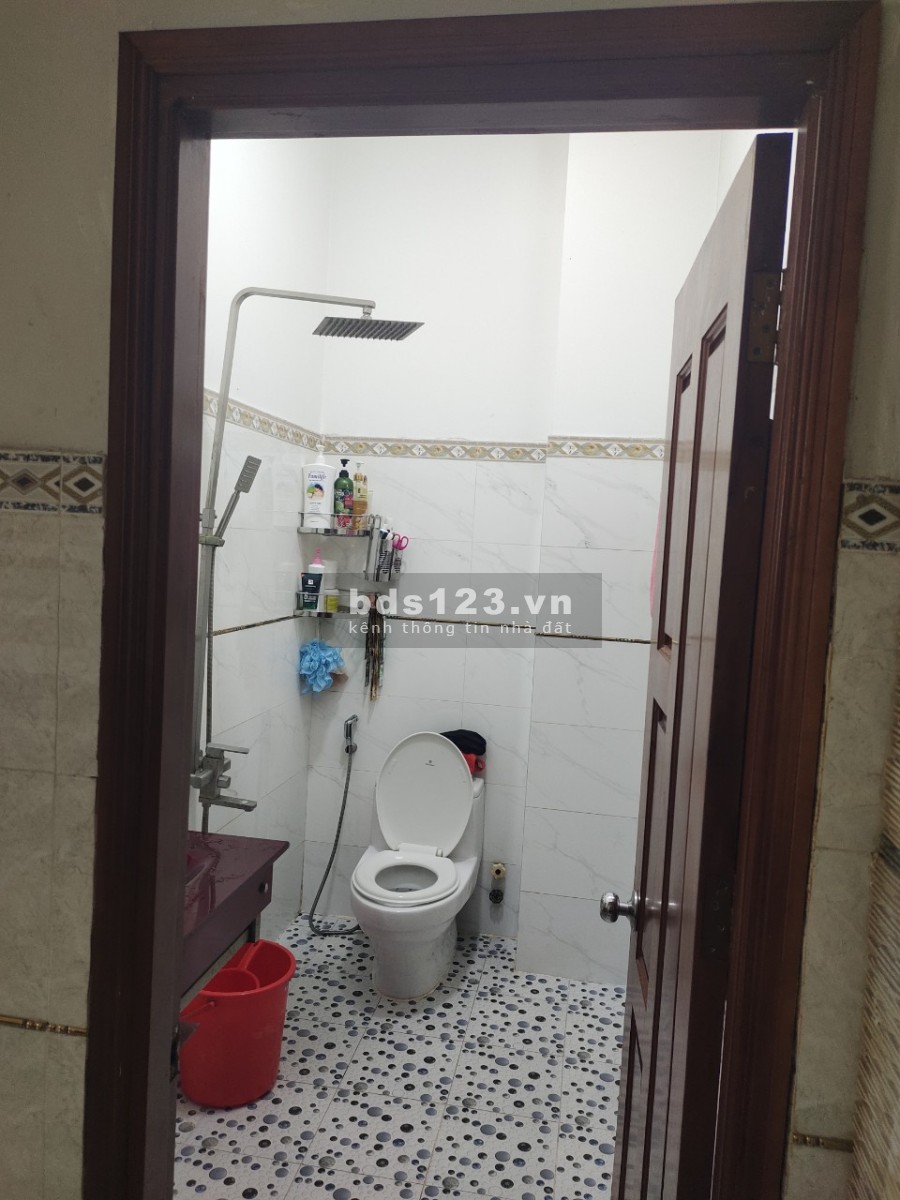 Nhà 3 tấm chính chủ tại Nguyễn Ảnh Thủ Bà Điểm giá bán tiện đầu tư sinh lời 6.99 tỷ