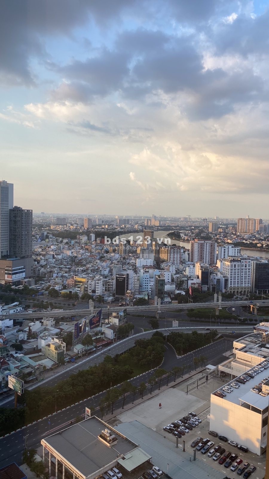 Những căn 1pn view đẹp còn lại của Landmark plus đã có sẵn nội thất, kiên cố, bao đẹp