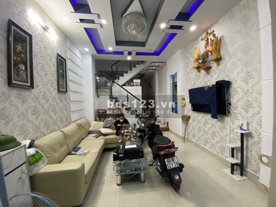 Chính chủ cần bán nhà mới ơ 67 Đào Tông Nguyên, thị trấn Nhà Bè, giá tốt 5.5 tỷ