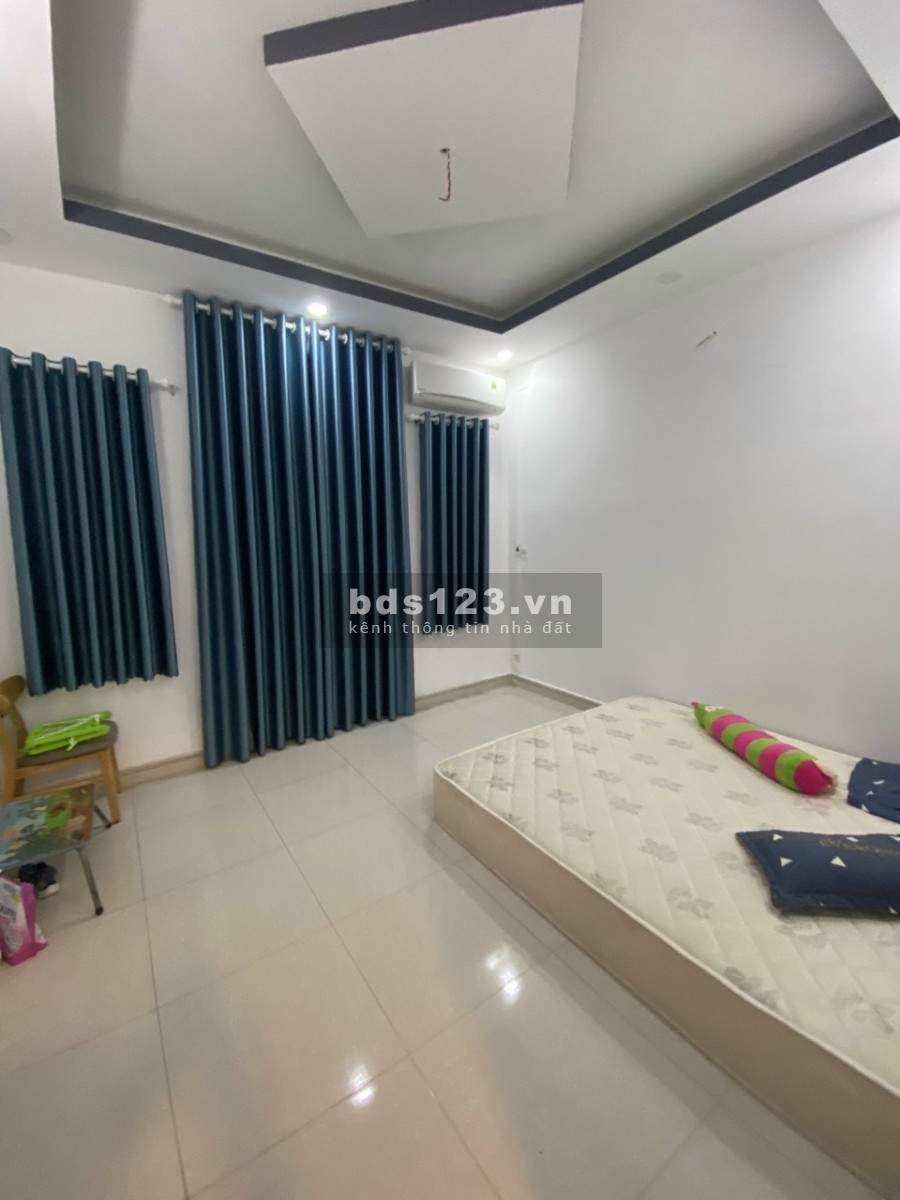 Chính chủ cần bán nhà mới ơ 67 Đào Tông Nguyên, thị trấn Nhà Bè, giá tốt 5.5 tỷ