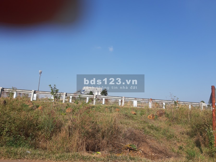 Tôi chính chủ cần bán lô đát 10x30 sát khu công nghiệp, liên hệ xem đất 0977795005
