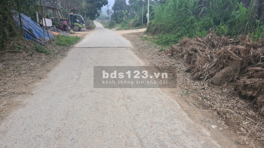 Chính chủ gửi Bán dt 715m có 80m mặt tiền đường trục chính 16,2m gần KCN Nhuận Trạch