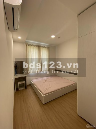 Bán nhà nguyên căn Triều Khúc, diện tích 50m2, mặt tiền 6m, sân thượng, giá 4,8 tỷ-0919691521