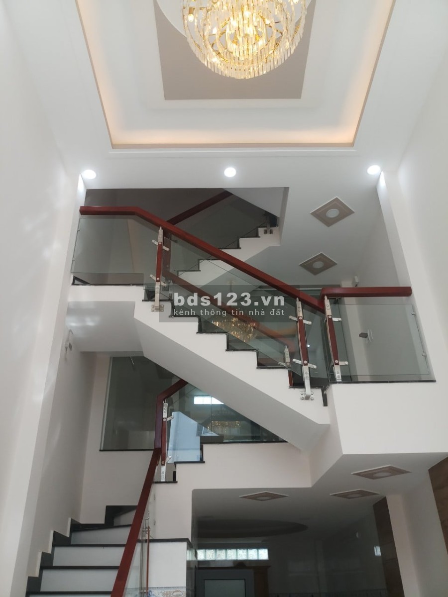 Bán gấp Nhà hẻm ba gác Nguyễn Văn Lượng Gò Vấp, 5 tầng, nhỉnh 5 tỷ, nhà mới xinh xắn