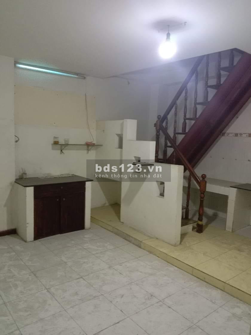 Cần bán gấp nhà hẻm xe hơi Lý Thường Kiệt, Gò Vấp, nhỉnh 5 tỷ, 3 tầng, 6 phòng ngủ, 58m2