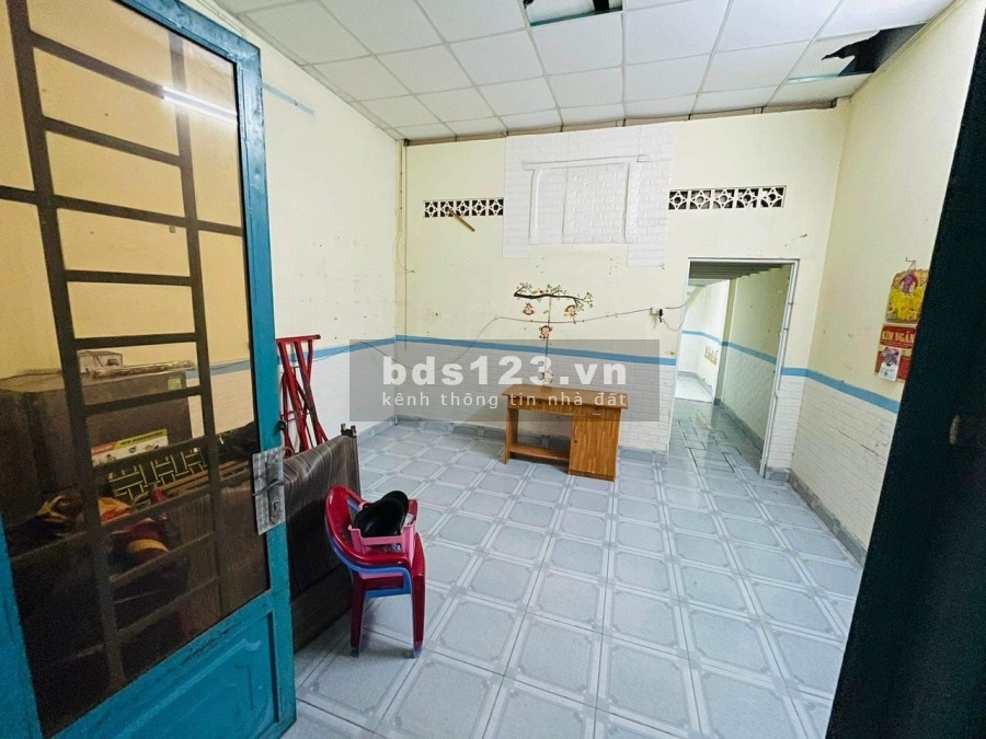 Bán nhà Quận Bình Tân. diện tích khủng diện tích sử dụng 75m2 giá nhỉnh 3 tỷ pháp lý chuẩn