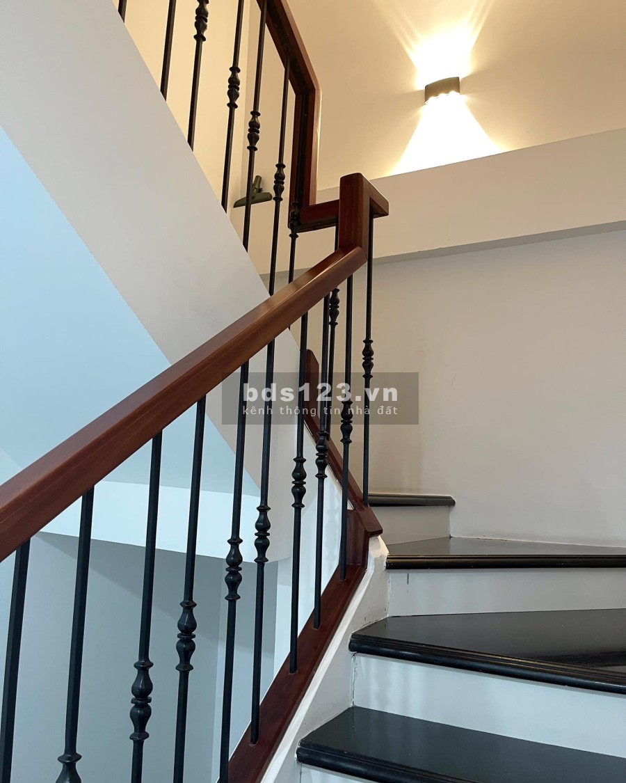 Mua bán nhà đẹp khu đô thị Mỗ Lao Quận Hà Đông 70M, 5 tầng sổ đỏ chính chủ, giá tốt đầu tư
