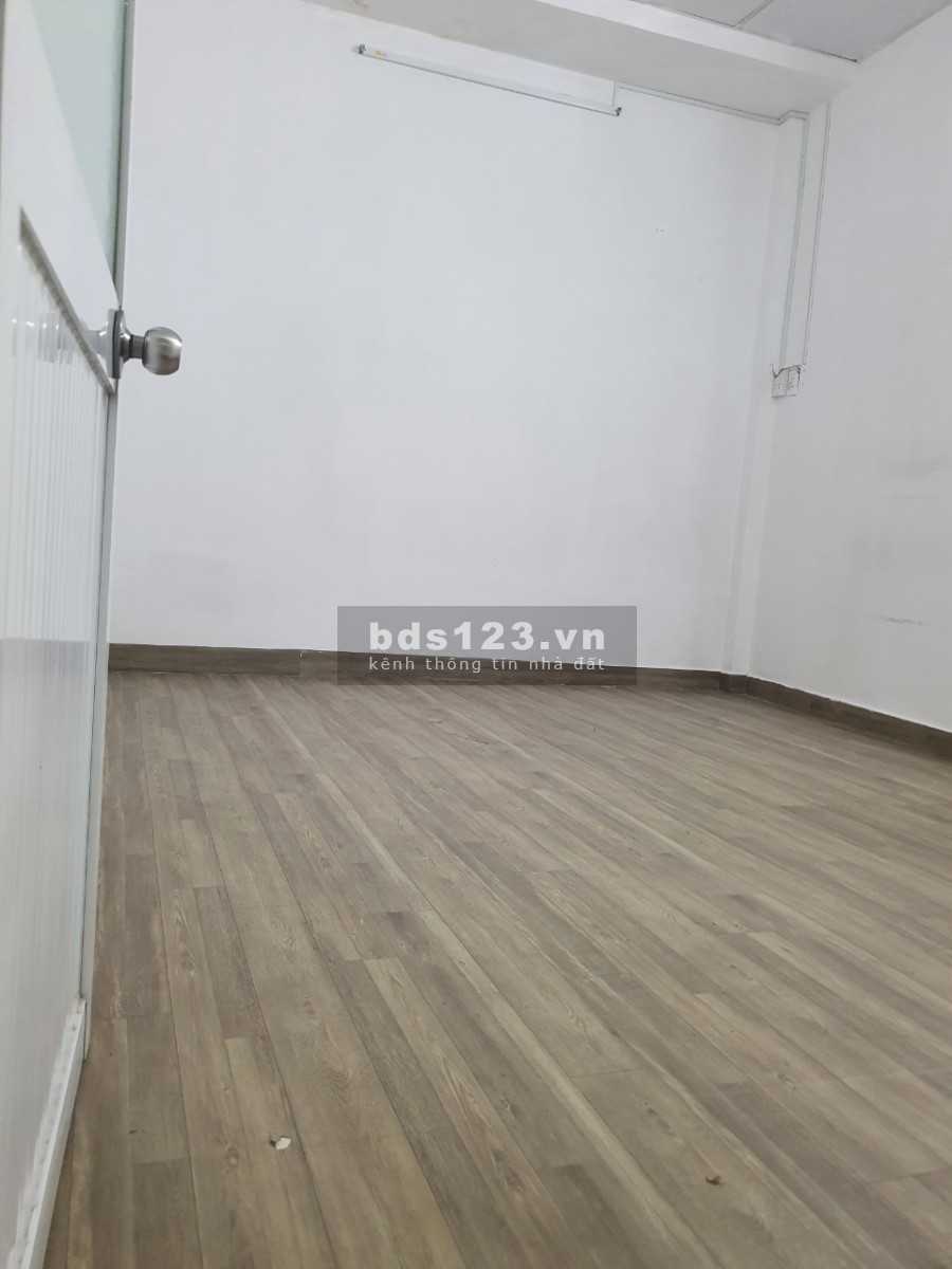 Nhà chính chủ cho thuê nguyên căn đường Thích Quảng Đức khu an ninh, yên tĩnh
