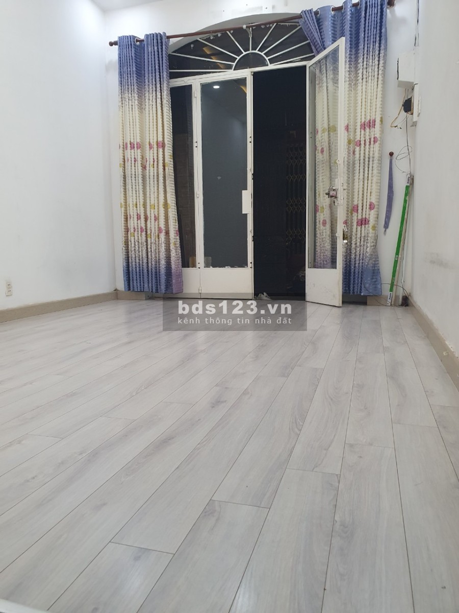 Nhà chính chủ cho thuê nguyên căn đường Thích Quảng Đức khu an ninh, yên tĩnh