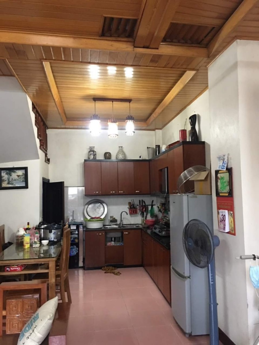 Tư Đình Long Biên bán đất Tặng nhà diện tích 40m2 3 tầng mặt tiền 5m giá bán 3tỷ x