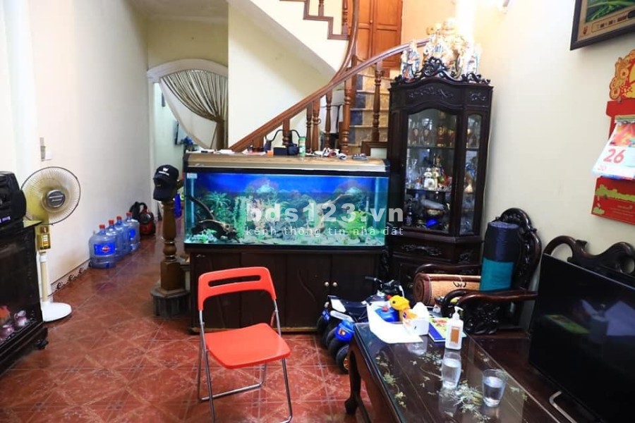 Nhà rộng phố Hào nam, ngõ thông, kinh doanh, cho thuê, dtsd 116m2, giá bán 12.9 tỷ