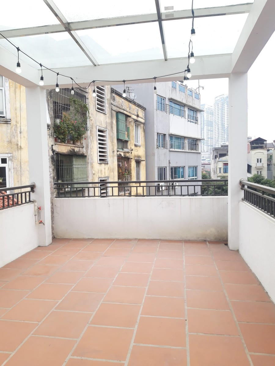 Giảm sâu Bồ Đề Long Biên 40m 5 tầng mặt tiền 5 giá bán nhỉnh 3 tỷ ở ngay, thương lượng