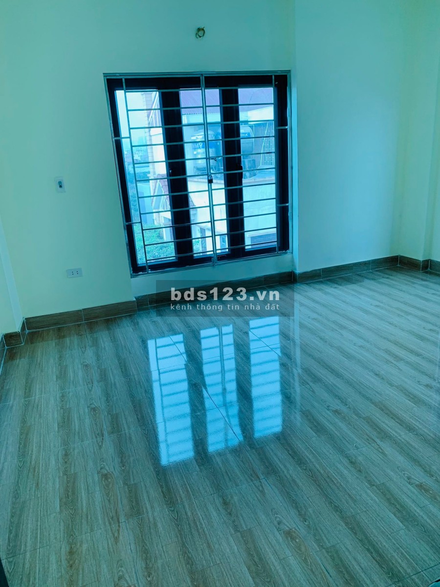 Bán nhà 37m2, 5 tầng lô góc, gần huyện ủy Thanh Trì, Cổ Điển, Tứ Hiệp, 3.2 tỷ