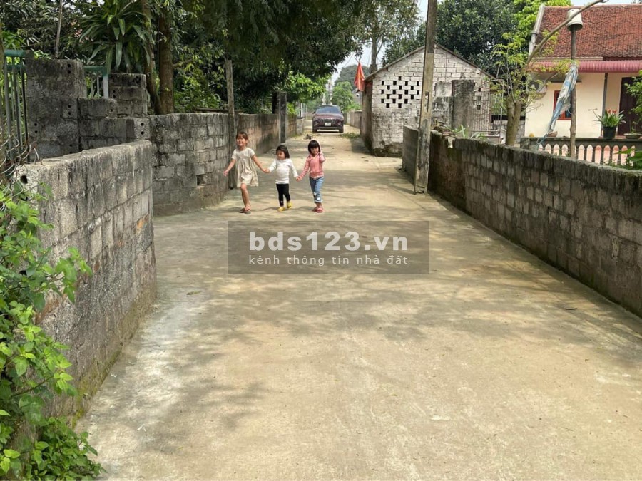 Bán mảnh đất 237m, 90m thổ cư. Tại Gò Cáo, Thuỷ Xuân Tiên, Chương Mỹ, HN.
